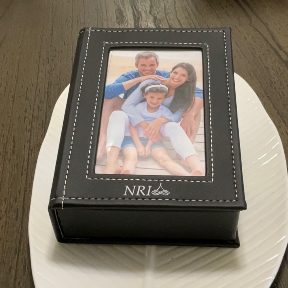 🎉 New Picture Keepsake Box -Reduced Price 🎉